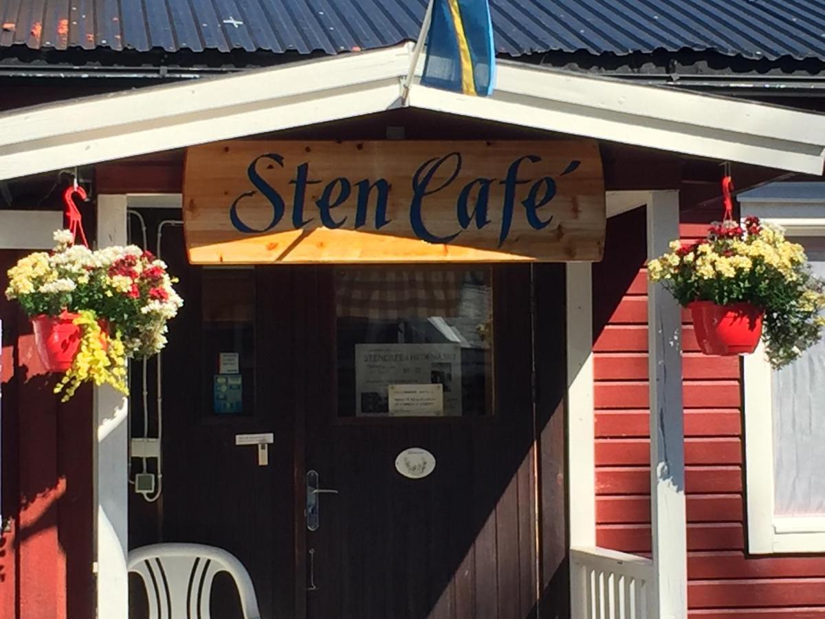 Stuga Vid Hedenaesets Stencafe מראה חיצוני תמונה