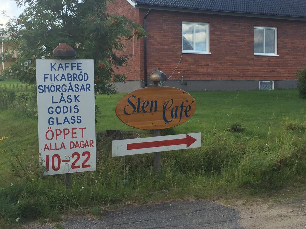 Stuga Vid Hedenaesets Stencafe מראה חיצוני תמונה